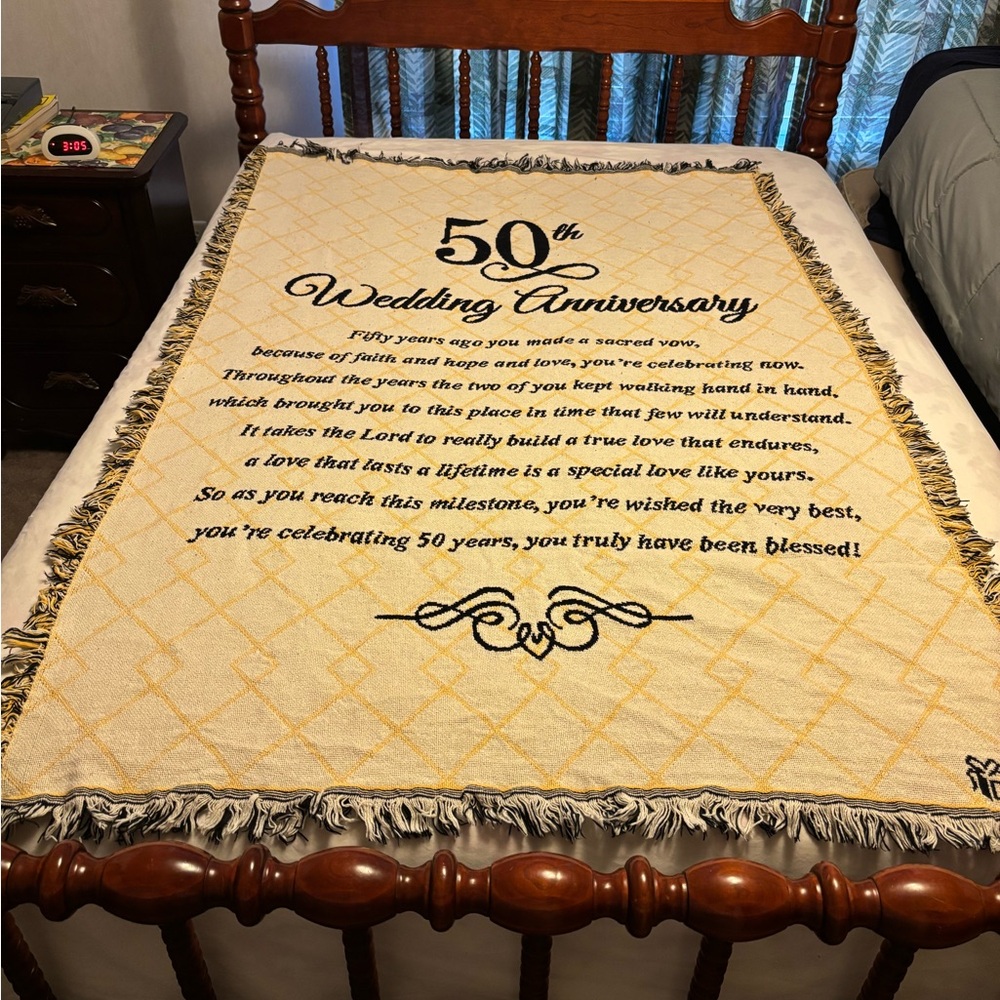 50th Wedding Anniversary Throw Blanket - Cream, Gold and Black